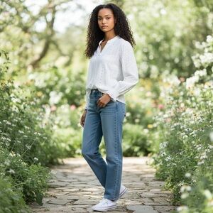 🌻Eyelet Long-Sleeve Blouse #057